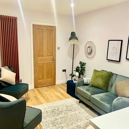 Appartement Gorgeous Newly Renovated 2 Double Bed Flat à Swansea Extérieur photo