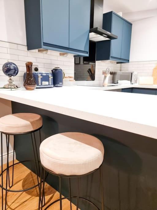 Appartement Gorgeous Newly Renovated 2 Double Bed Flat à Swansea Extérieur photo