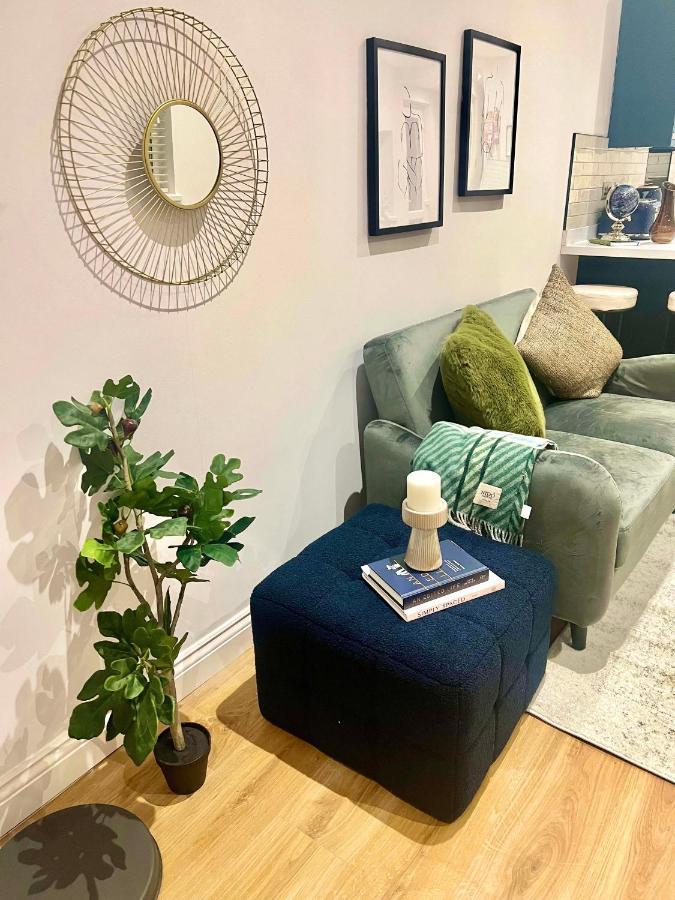 Appartement Gorgeous Newly Renovated 2 Double Bed Flat à Swansea Extérieur photo