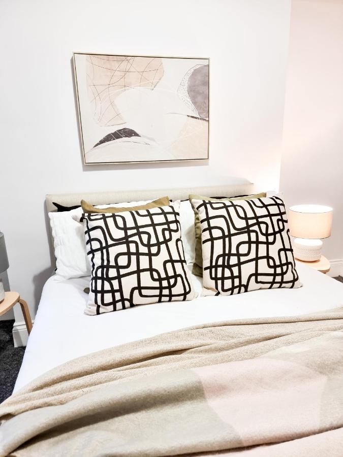 Appartement Gorgeous Newly Renovated 2 Double Bed Flat à Swansea Extérieur photo